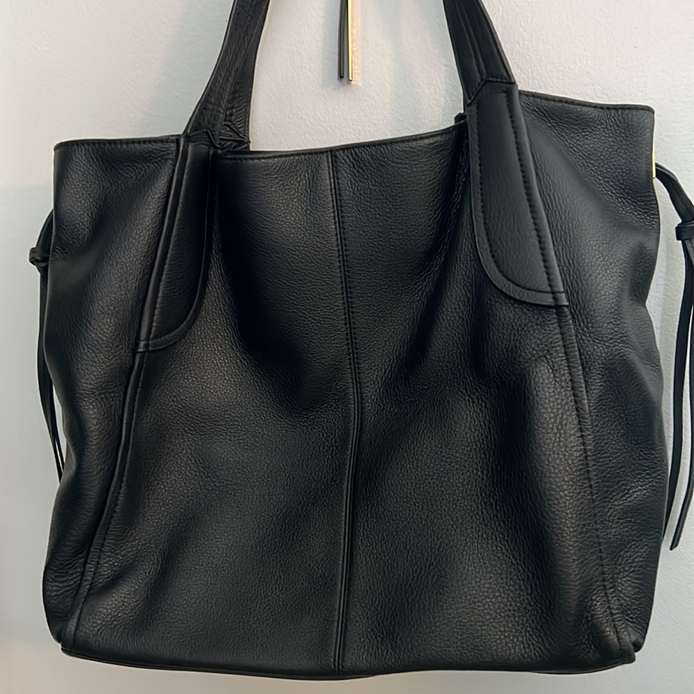Vince Camuto TOTE BAG